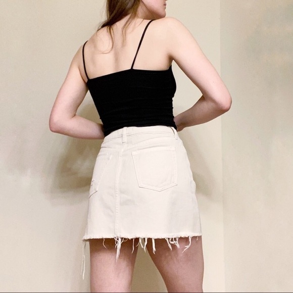 We The Free Off White Distressed Button Fly High Rise Denim Skirt Sz 27 - Picture 2 of 13